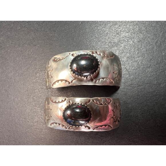 Vintage Sterling Silver Hematite Wide Band Post Earrings Southwestern Handmade - Picture 9 of 13